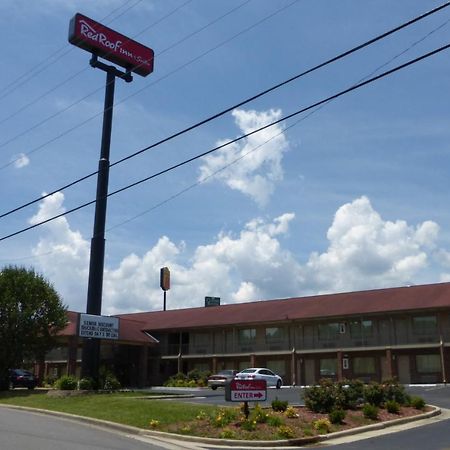 Red Roof Inn & Suites Cleveland, Tn Exterior photo