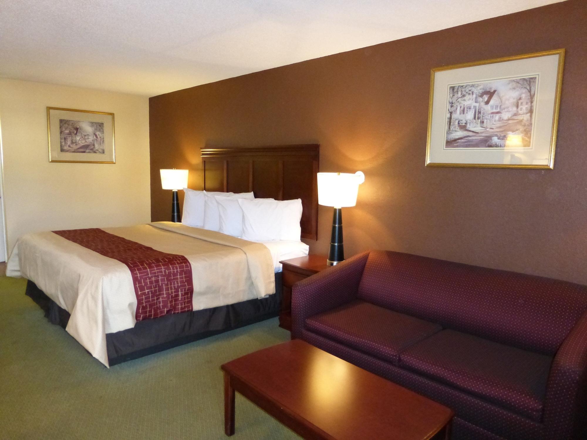 Red Roof Inn & Suites Cleveland, Tn Exterior photo